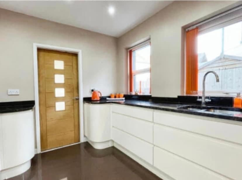 Bella Casa Villa มอฟฟัต ภายนอก รูปภาพ